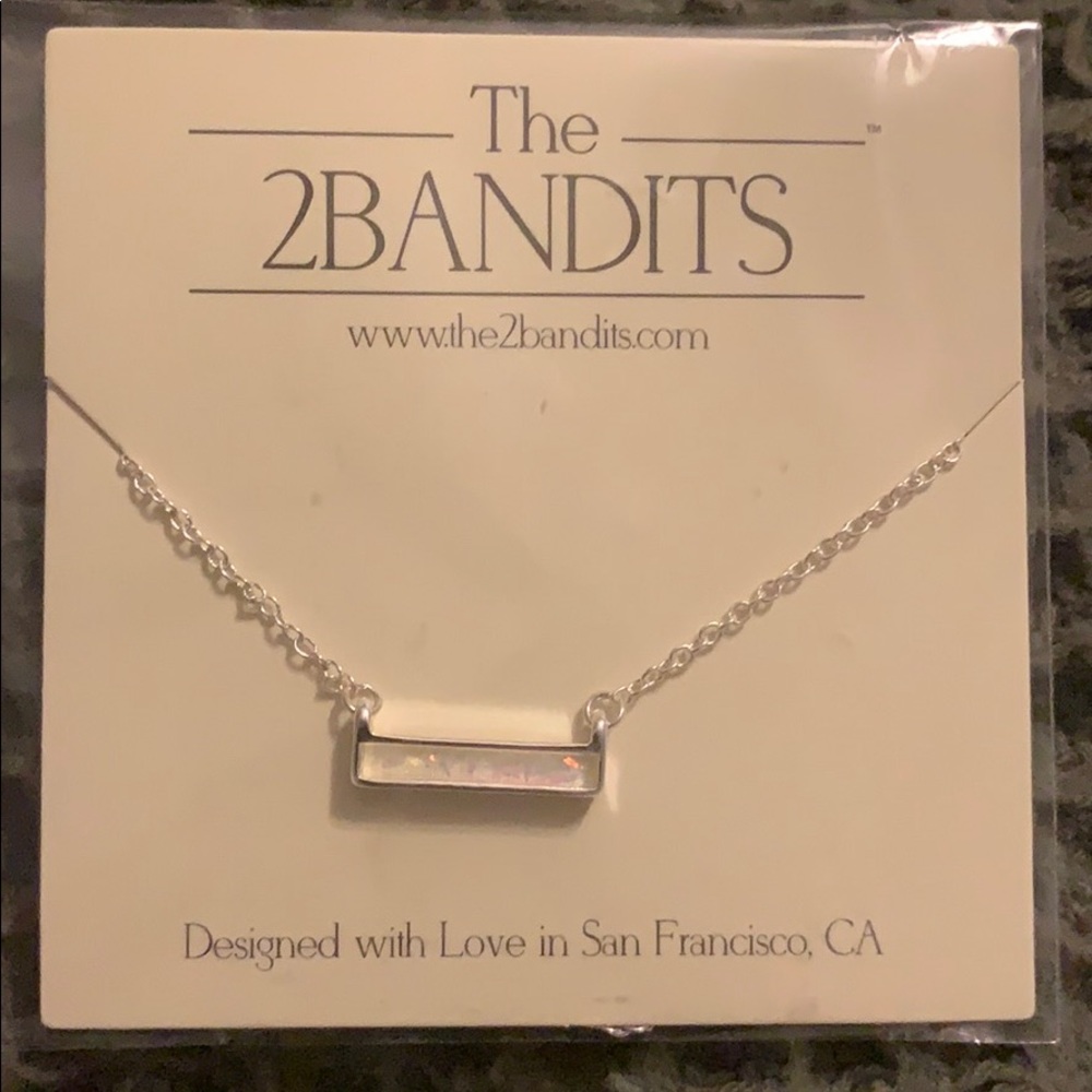 The 2bandits necklace